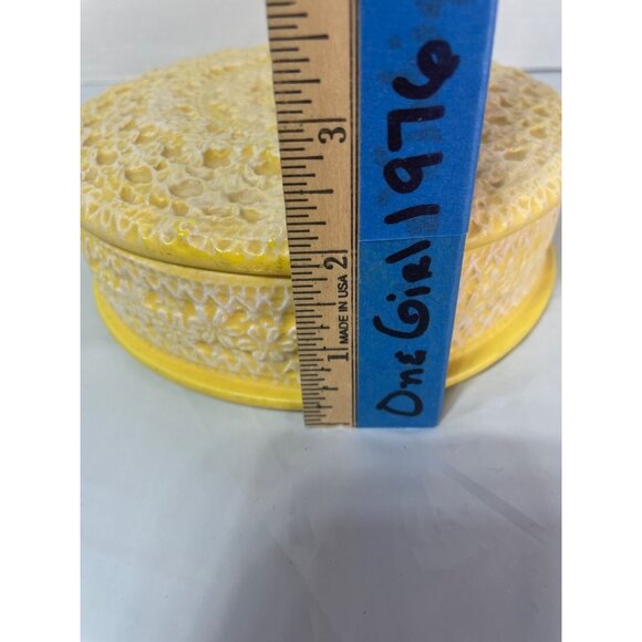 Dresser Powder Trinket Box Yellow Hobbiest Piece 6”x2” - Picture 7 of 7